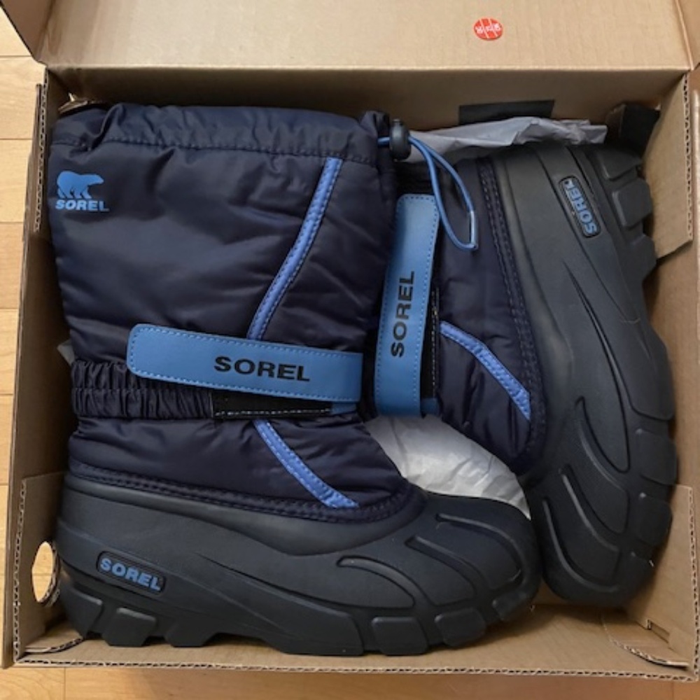 Sorel Youth SIZE 5 Snowboot